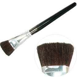 Under eye powder brush